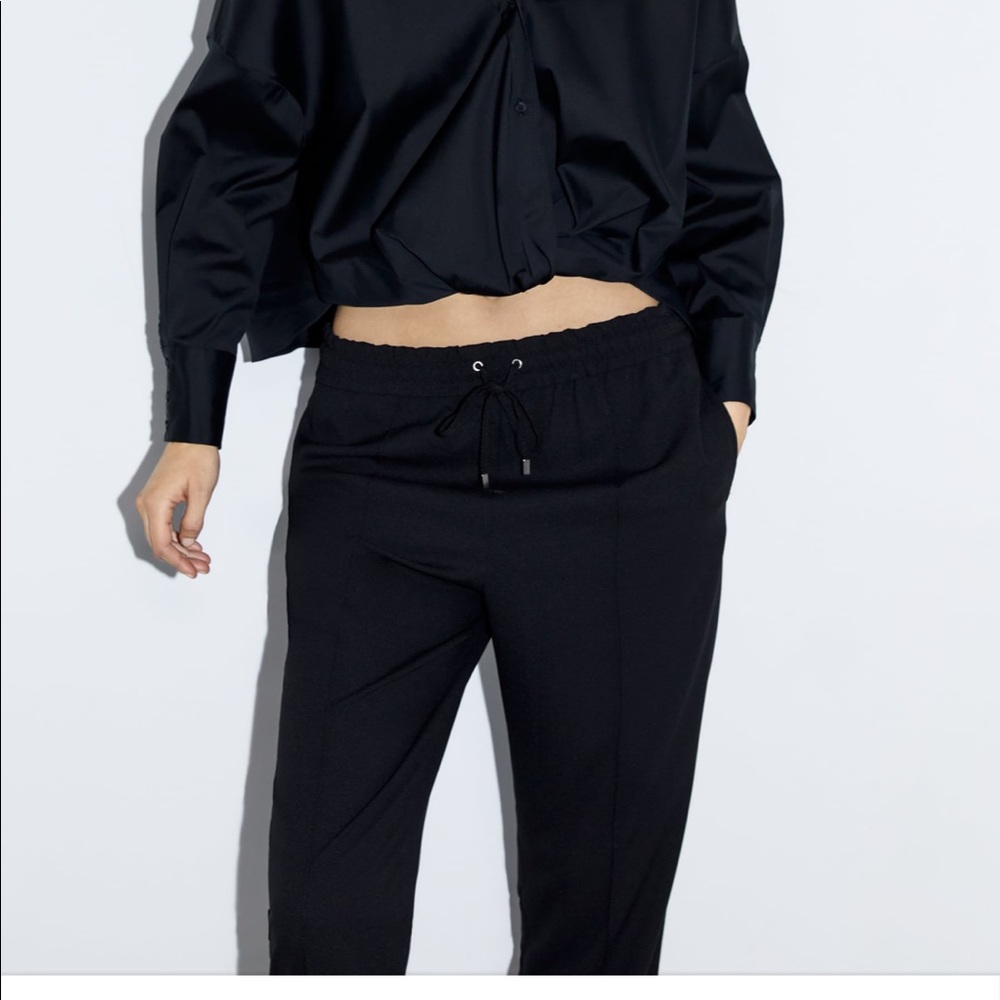Black waisted pants